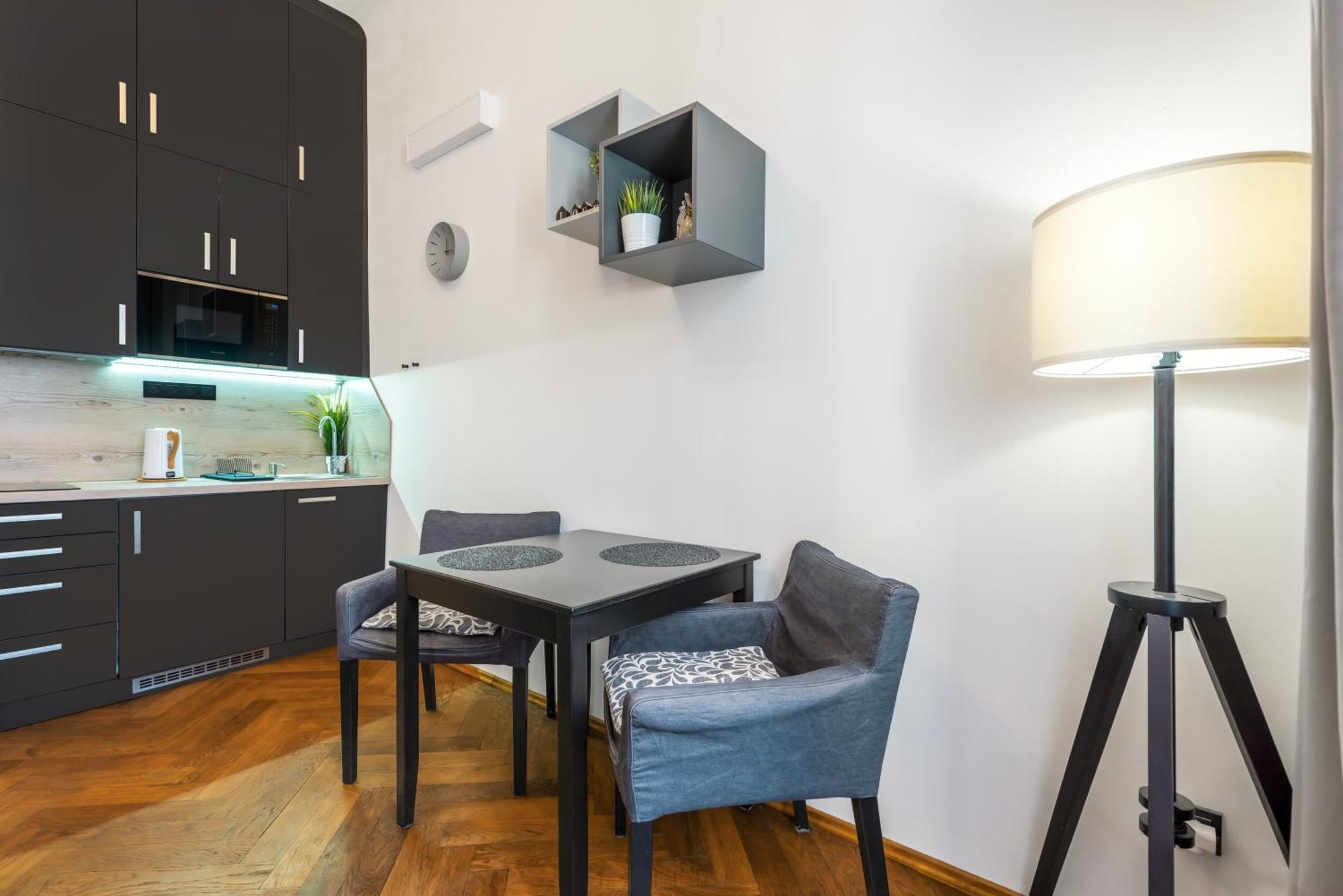 Awesome Stay Studios Praga Exterior foto